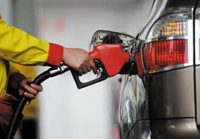 成品油迎年内第二次下调 汽油重回“5”时代
